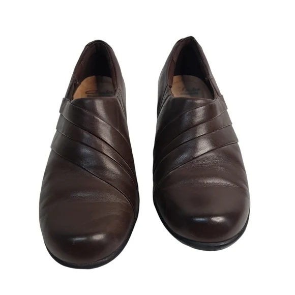 Elegant Brown Women's Shoes - Picture 3 of 8